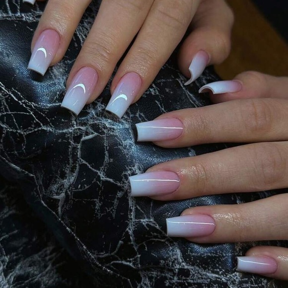 The Nail Bar Other - 24pcs Press On Set from the Nail Bar 💅